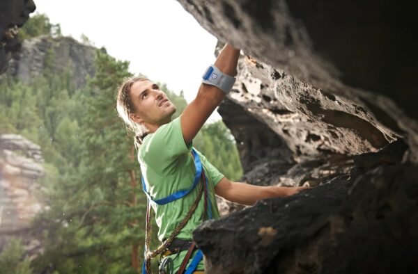 Bauerfeind EpiPoint Elbow Strap - Image 7