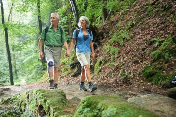 Bauerfeind GenuTrain P3 Patella Knee Support - Image 8